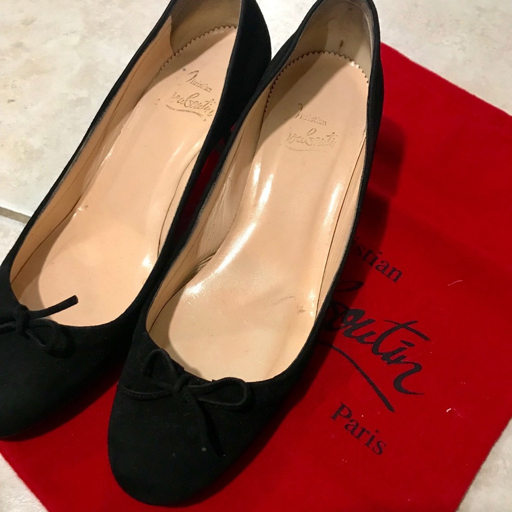 Authentic Christian Louboutin Suede Marcia 45 Pump